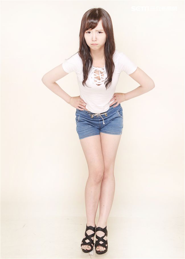 正妹娜娜。（記者邱榮吉/攝影）