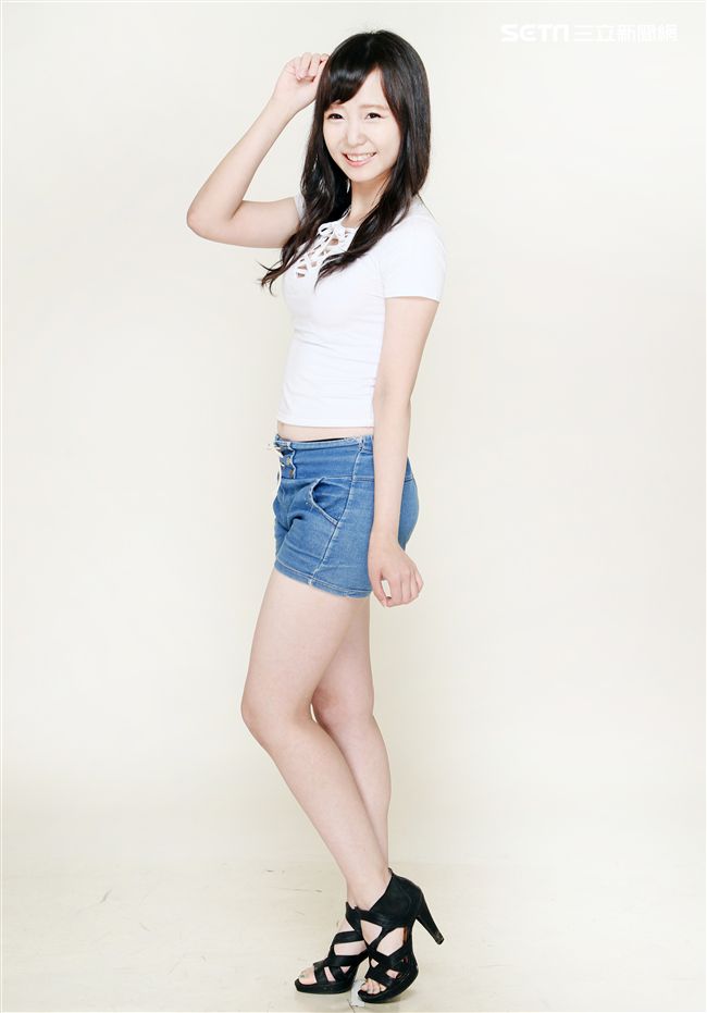 正妹娜娜。（記者邱榮吉/攝影）