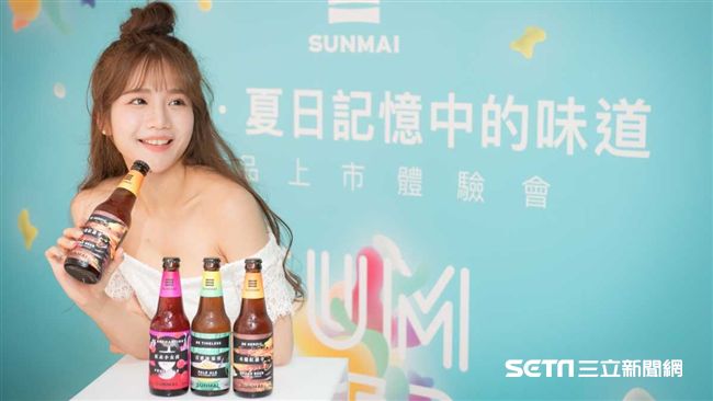 夏天消暑氣　「紅衣小女孩」來一瓶