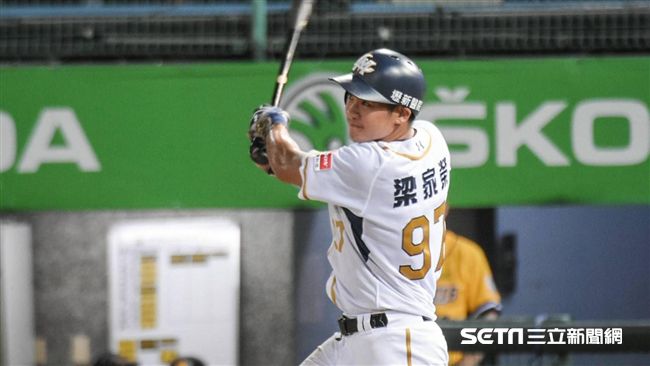 生涯首轟差點出爐　梁家榮：下場努力