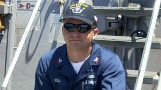 美軍驅逐艦撞貨輪　他捨身救20同袍