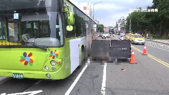 公車、貨車夾擊　單車騎士爆頭喪命