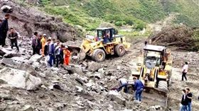 四川茂縣發生山崩意外。（圖／翻攝四川在線）