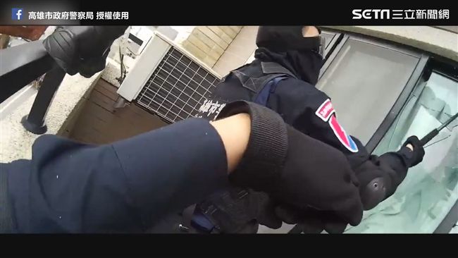霹靂小組攻堅詐騙集團　網友：帥翻！