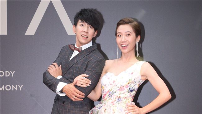 公主禮服藏玄機！Lulu美胸大解放