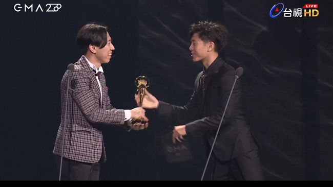 〈離心力〉奪最佳作曲人　多虧韋禮安