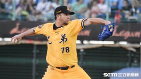 中信兄弟投手羅曼。（圖／記者林敬旻攝）