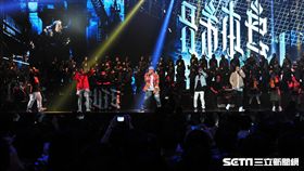 金曲28，開場表演「音樂本色」 張震嶽、熱狗、頑童（圖／記者邱榮吉攝影）