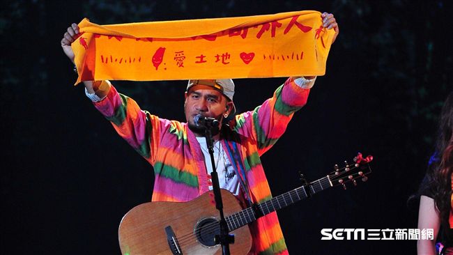 張震嶽閉眼一個動作　秒逼哭網友