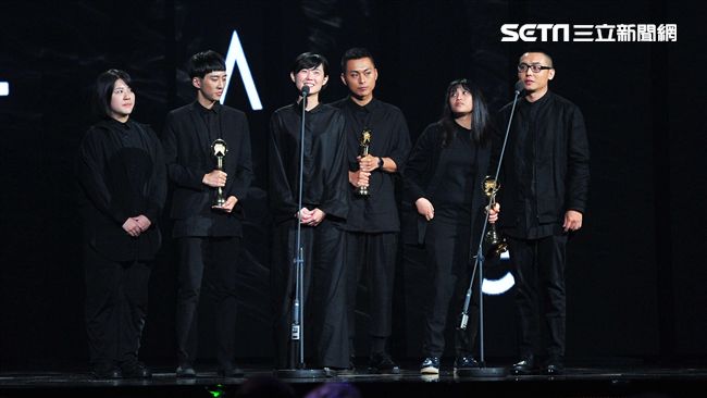 草東沒有派對奪新人獎　巫堵感動泛淚