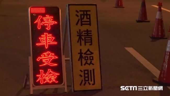 自囚車內拒酒測免罰！朱學恒：廢到笑
