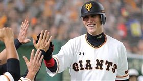 陽岱鋼開轟。（圖／翻攝自讀賣巨人粉絲團）