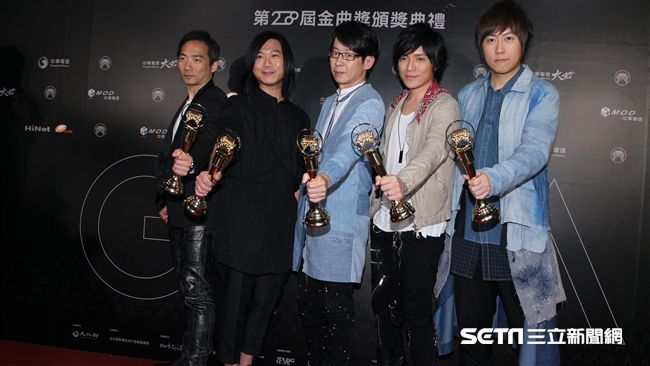 五月天只剩一張專輯？　阿信回應了