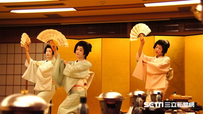 只接熟客　一窺日本藝伎華麗表演