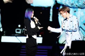 徐佳瑩,薛之謙,演唱會（圖／轉自薛之謙的小話筒微博）