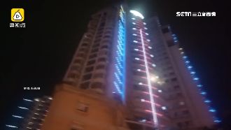 大陸建築多功能　高樓秒變「溫度計」