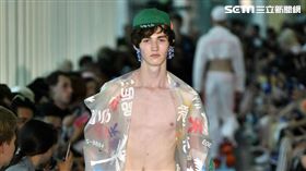 台灣文化啟發　江奕勳抹出她與她們的紅唇(圖/星予公關提供)