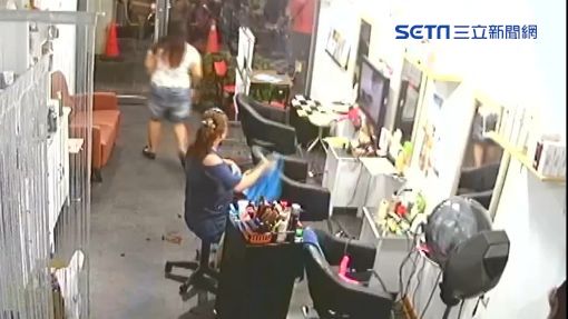 「款式不像模特兒」　奧客婦剪霸王頭
