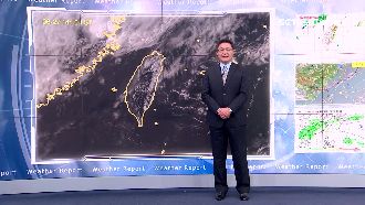 明炎熱、紫外線強　午後降雨範圍擴大