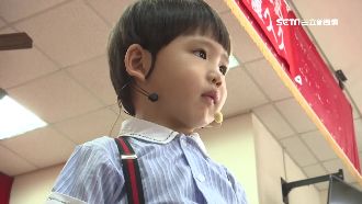 萌娃樂當音樂志工　樂器、演唱一把罩