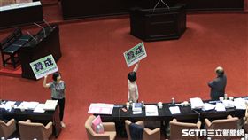 立法院臨時會。（記者盧素梅攝）