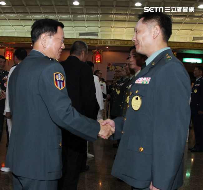 中華民國106年下半年陸、海、空軍將官晉任布達暨授階典禮。（記者邱榮吉/攝影）