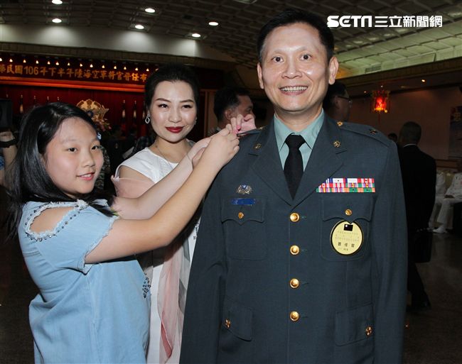 中華民國106年下半年陸、海、空軍將官晉任布達暨授階典禮。（記者邱榮吉/攝影）