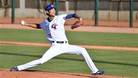 吳俊杰先發對上美國NCAA明星隊（圖／棒協提供）