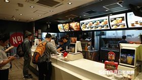 點餐,麥當勞,店員,撂英文,Dcard　圖／記者翁堃泰攝影
