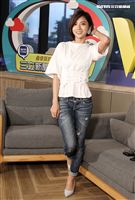 蔡黃汝（豆花妹）上三立新聞網安安大明星直播。（記者邱榮吉/攝影）