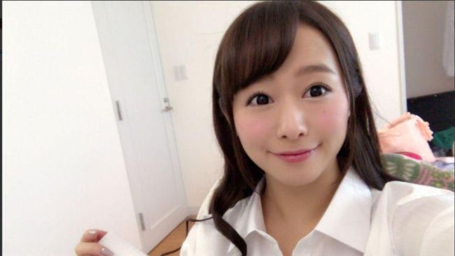 瞞夫拍片　白石茉莉奈傳8年婚姻玩完