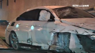 BMW暴走撞牆車頭全爛　駕駛疑酒駕