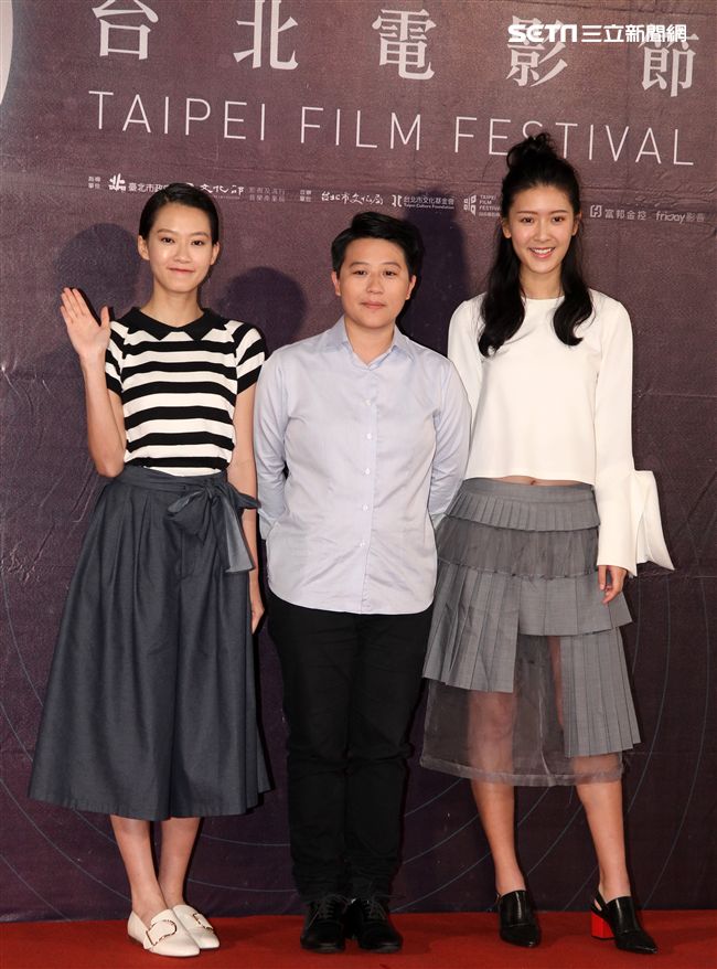 澳門電影「骨妹｣導演徐欣羨、女主角廖子妤、余香凝，來台媒體見面會。（記者邱榮吉/攝影）