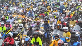 國道,騎士,重機,機車,重型機車,高速公路,罰單,路權,抗議,凱道,凱達格蘭大道（圖／中央社）