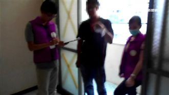 追欠稅大戶　毒蟲掏3千求別查封房子