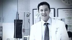 印尼首都雅加達一名帥氣的麻醉科醫師陶菲克（Stefanus Taofik）（圖／翻攝自推特）