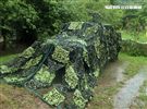 陸軍特戰指揮部特五營官兵在惡劣天候與險峻地形完成350公里山隘行軍，必須克服白天夜晚高低溫的變化，還結合多項山地叢林特種作戰的野營訓練，特戰弟兄們攜手同心、患難與共的袍澤情誼，讓特五營成為一支精實團結的鋼鐵勁旅。（記者邱榮吉/攝影）
