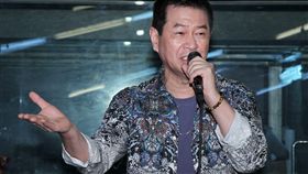 台語天王蔡小虎將在台北、台中開唱「福虎生風幸福送乎你」演唱會，台語歌后 龍千玉、朱海君送上元氣湯。（記者邱榮吉/攝影）