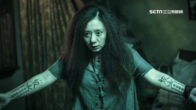 《紅衣2》才開拍　她被警告有危險…