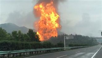 陸石油天然氣輸氣管爆炸　8死35傷