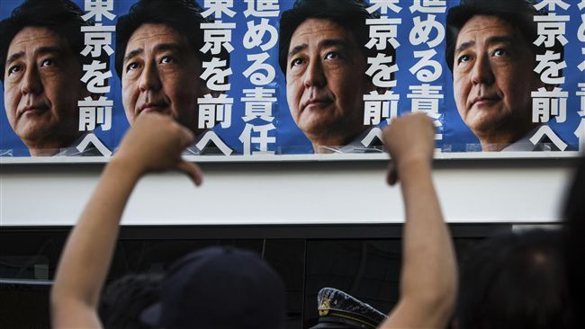 東京議會自民黨慘敗　安倍挨批傲慢