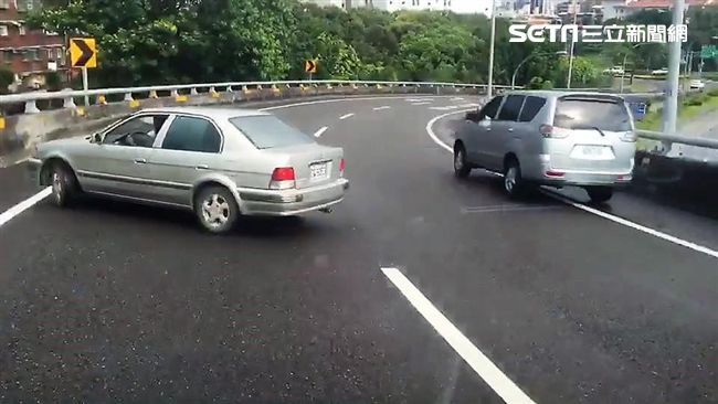 匝道迴轉挨批三寶　女車主出面喊冤