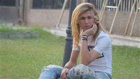 伊拉克,保守,男模,外表,殺害,粉絲,仇視,虐殺
https://www.facebook.com/profile.php?id=100009635895897&sk=photos&pnref=lhc