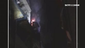 高雄民宅深夜竄火舌　住戶睡夢中驚逃