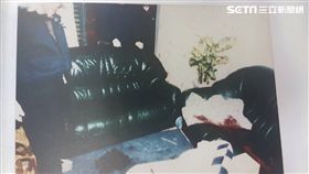 14歲少女陳屍客廳沙發，案發現場曝光。