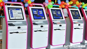 國泰推出自助列印行李標籤服務。（圖／國泰航空提供）