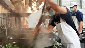 太陽的後裔,宋仲基,劉大尉,宋宋CP,廚藝,大賽,比賽,美食,伙食,國防部,勤務,食勤兵 圖／台灣觀光協會提供