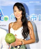 黑珍珠名模王麗雅剛完成歐洲最佳鐵人三項系列賽事，酷署運動電力滿分。（記者邱榮吉/攝影）