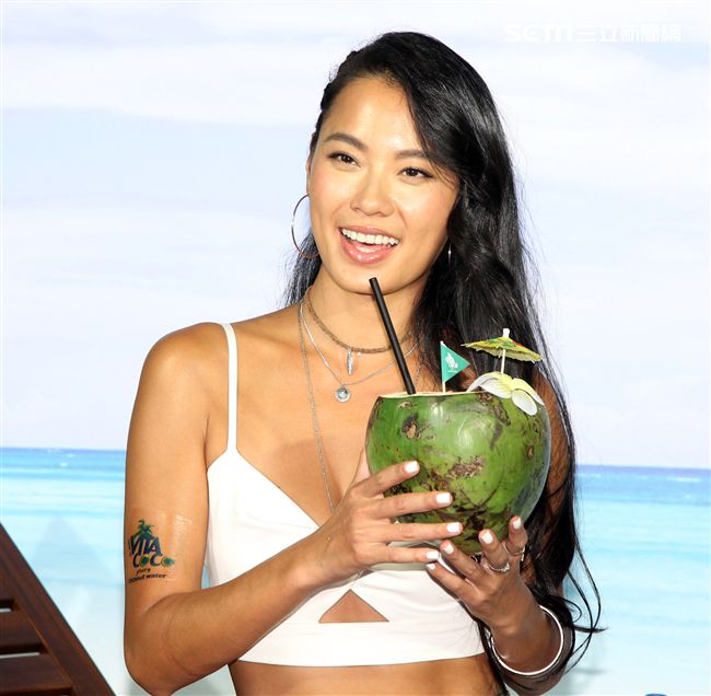 黑珍珠名模王麗雅剛完成歐洲最佳鐵人三項系列賽事，酷署運動電力滿分。（記者邱榮吉/攝影）