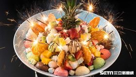 遠東Cafe“超級盃”巨無霸哈根達斯水果冰淇淋。（圖／香格里拉台北遠東提供）